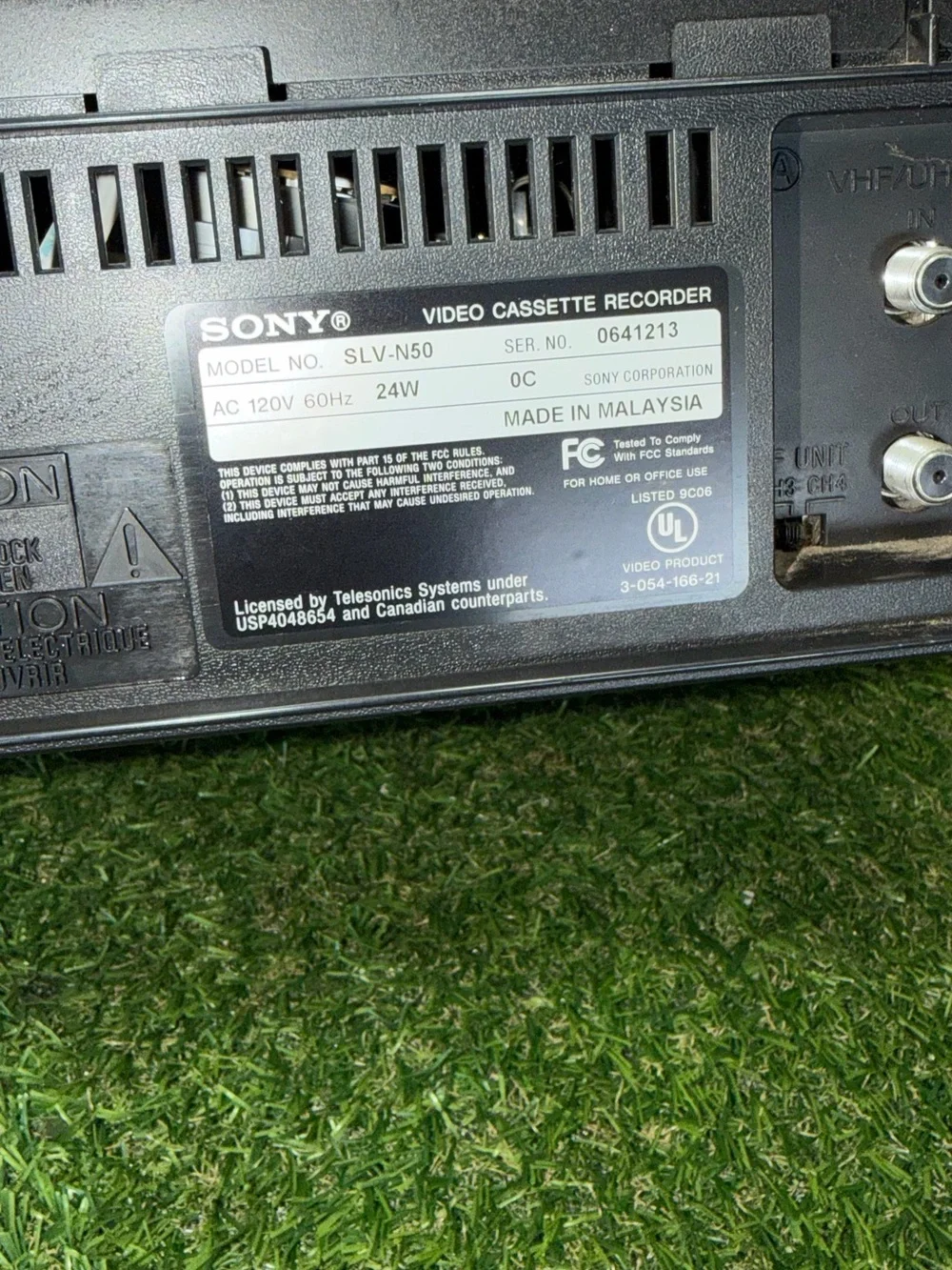 Sony SLV-679HF VHS Hi-fi Stereo No Remote. Tested and Working Vintage 90s